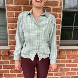 Sage green and white button down summer jacket. Size 8 petite